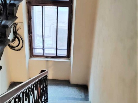 Продам 3 комн квартиру Центр пер. Канатный Одесса