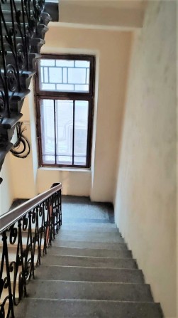 Продам 3 комн квартиру Центр пер. Канатный - фото 1