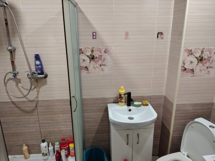 Продам 2к/к 6 Слобідська/Погранична кухня 12кв м ПРОДАМ 2к/к 6 Слободская /Пограничная комнаты разде - фото 1