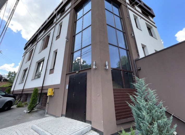 Продаж великої євро 2к квартири в - фото 1