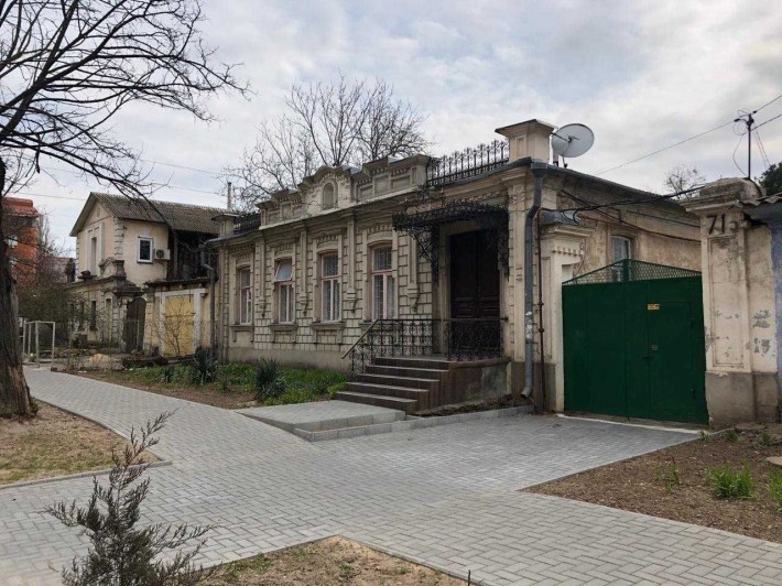 Продаю квартиру в Центре, 130м, удобно под бизнес. - фото 1