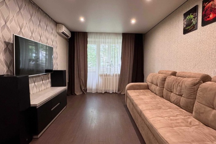 Продажа 2к квартиры в кирпичном доме возле метро 23 Августа Павлово Поле - фото 1