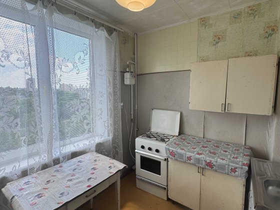Срочно! Продам 1 квартиру , Салтовка , ул. Непокоренных (Героев Труда) Харків