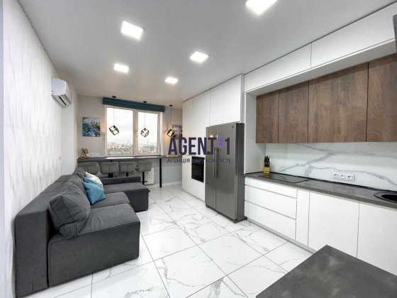 Продаж повноцінної 2-кімн. квартири в ЖК Аметист, вул. Садова, 1Б, 70м2. 10/11 поверх.