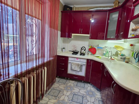 3 к/к Океанівська, 56 . Николаев