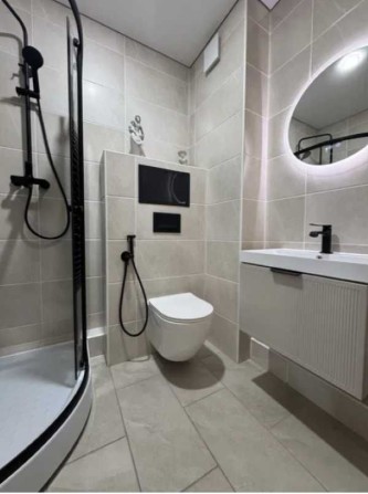 Продам 1 комнатную квартиру 42 м2 Авторский ремонт  метро Индустриальная OA - фото 1