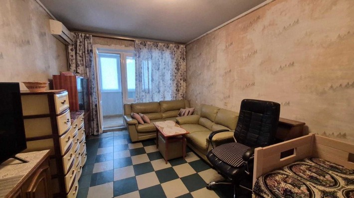 Продам 1-кім квартиру на Черемушках, вул. Евгена Танцюри(358-784) - фото 1