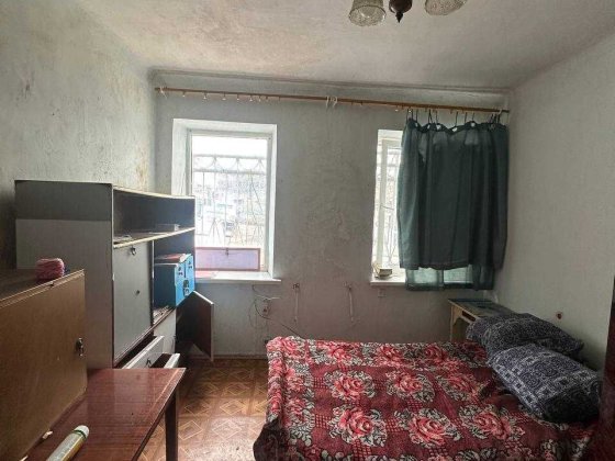 Продам квартиру возле Староконного рынка, со своим палисадником. Одесса