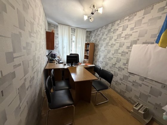 Продається 3-кімнатна квартира біля парку Юність Николаев