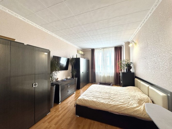 Продаж 3к квартири в центрі міста ЖК Адмірал - фото 1