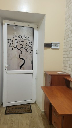 Продаж двокімнатної квартири Ліски перший кп перший поверх відмінний ремонт під офіс два інверторні  - фото 1