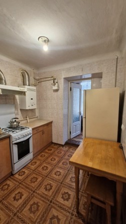Продам 2х комнатную квартиру на Космонавтов - фото 1