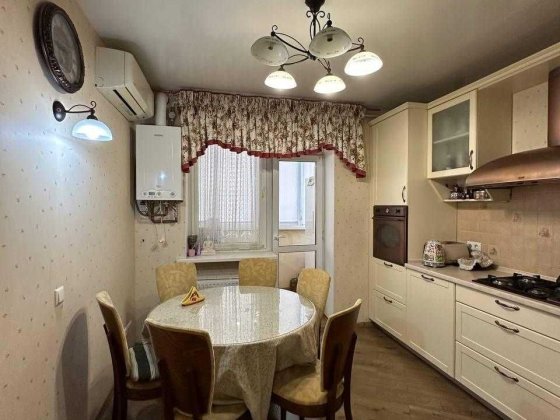 Продам 3-кім квартиру з ремонтом на вул. Бреуса «Стікон»(247-325 ) Одесса