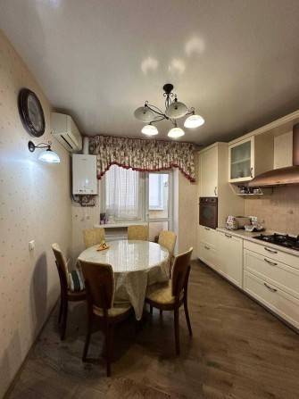Продам 3-кім квартиру з ремонтом на вул. Бреуса «Стікон»(247-325 ) - фото 1