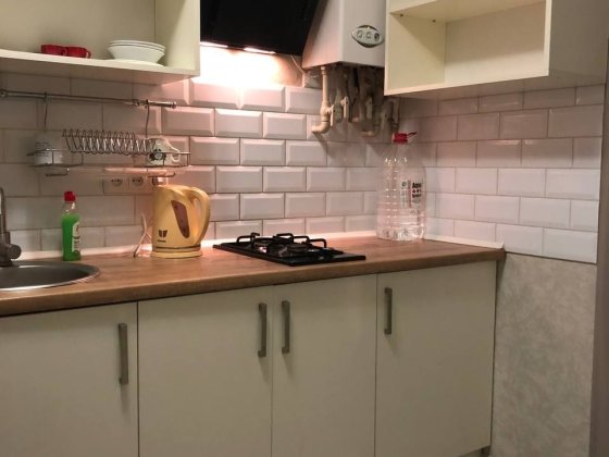 Продам 2-комнатная .Ждвокзал.Старосенная площадь .Центр  в пешей доступности. Одеса