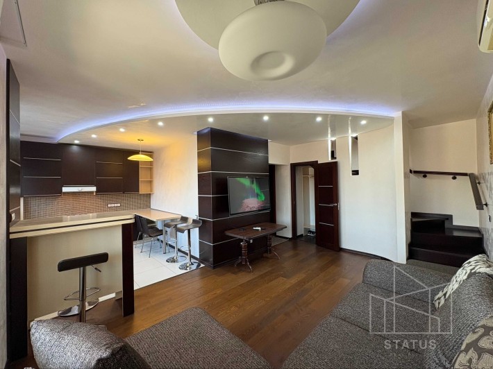 Продам 3 кімнатну дворівневу квартиу с. Софіївська Борщагівка - фото 1