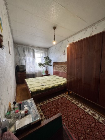 Продам 3-комнатную квартиру на проспекте Аэрокосмическом, 197, район Одесская. - фото 1