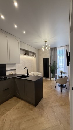 Продаж квартири ЖК Консул, 10 ст. В.Фонтану, без комісії - фото 1