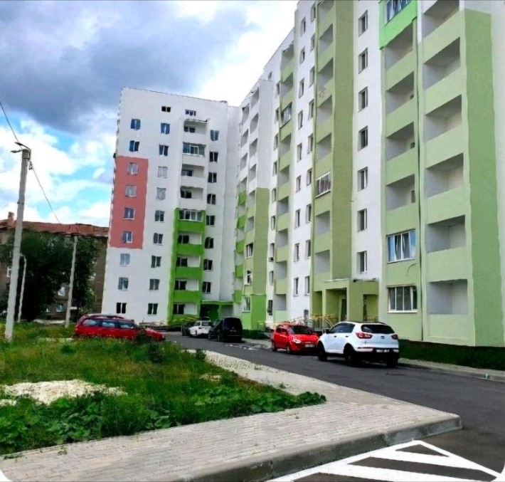 Продам однокомнатную квартиру 40м.кв в ЖК Мира-3 Индустриальная ХТЗ.L - фото 1