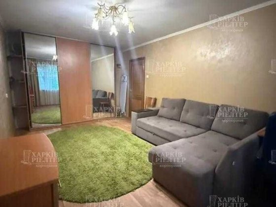 Продам 2 кім. квартиру в центрі ХТЗ Харьков