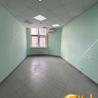 Оренда офісного приміщення ЖК Срібна Корона метро Позняки Киев