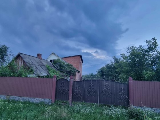 Продам будинок, земельну ділянку Ахтырка