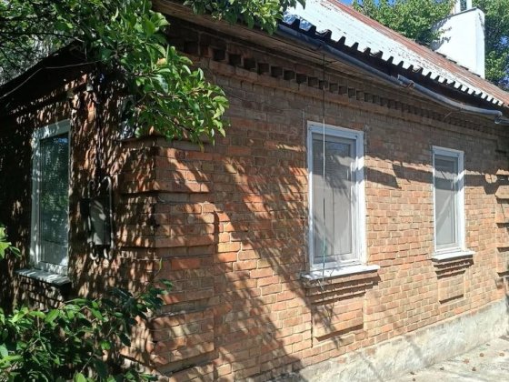 Продам цегляний будинок з газовим опаленням (14 р-н) Олександрія