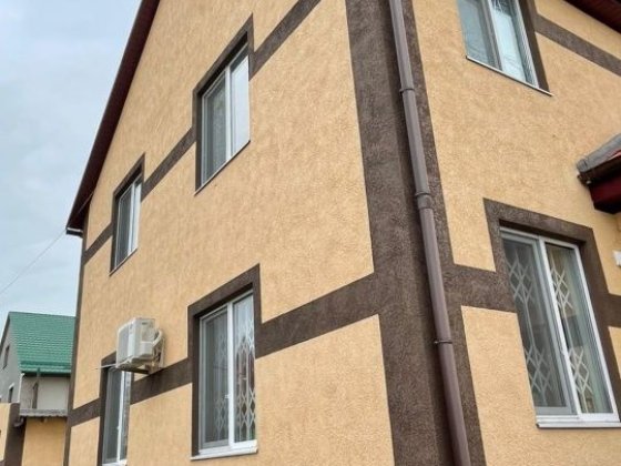 Продам  двоповерховий будинок  р-н  аврів Білгород-Дністровський
