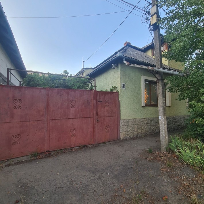Продається будинок в м.Берегове , неподалік центру. - фото 1
