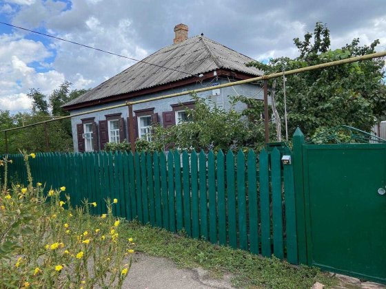 Продам Будинок з земельною ділянкою по вулиці 6-го Грудня, місто Олександрія Александрия