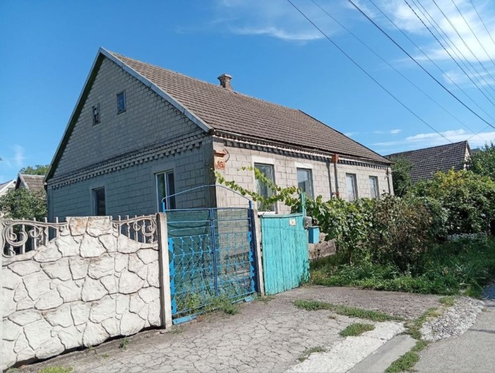 Продам дім селище Будівельників - фото 1