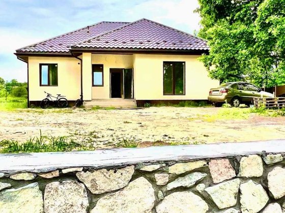 Продам цегляний дім біля лісу і озера 120кв.м+0,10га. Газ,17кВт. Без %! Васильков