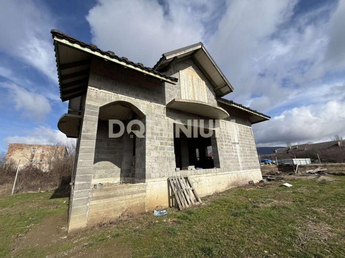 Продаж сучасної новобудови у м. Виноградів - фото 1
