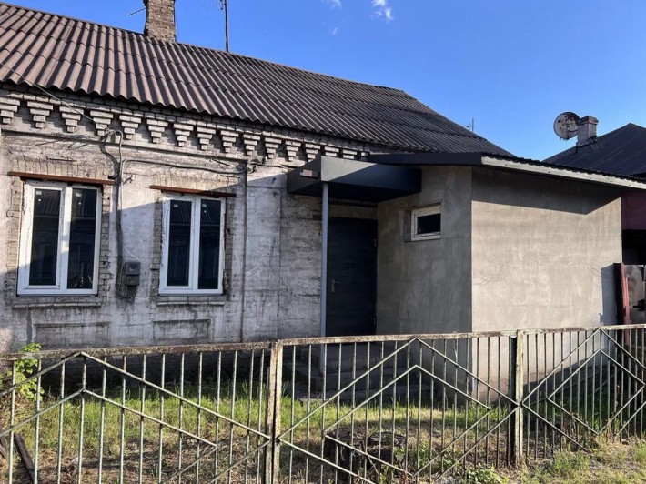 Продаж 1/2 будинку центр - фото 1