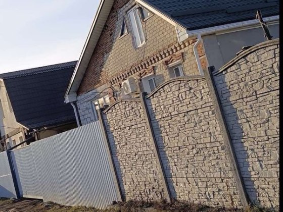 Продаж будинку, Високий, 10 км від Харкова, покупець комісію не сплачує Високий