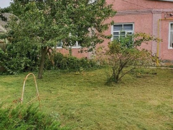 Продам будинок смт. Високий червона лінія Високий