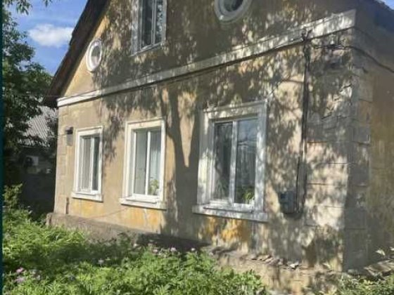 Продам 2-х этажный дом в отличном месте Кам'янське