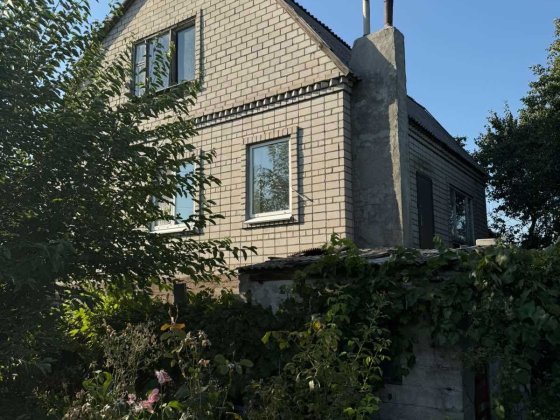 Продам Добротный 2х этажный дом  в Романково Каменское