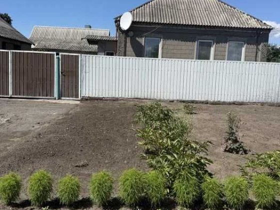 Продам гарний будинок с.Українка (м. Кам янське) Євідновлення 55999 $ Кам'янське