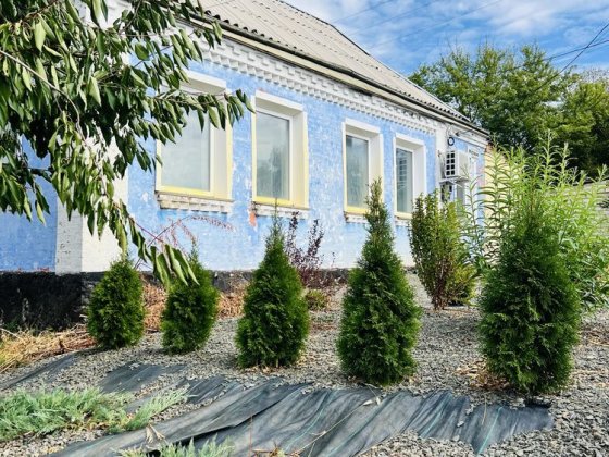 Продається будинок та бізнес СТО в місті Городище Черкаська обл. Городище
