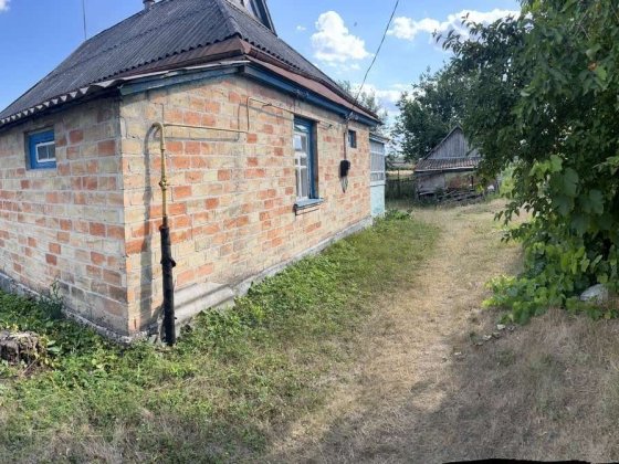 Продаж будинку з ділянкою 10 соток біля водойм (м. Городище, ~1 год до Черкас) Городище