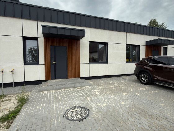 Продам таунхаус 62 м² у Гостомелі — $50 000. Ділянка 1,6 сотки, Газ заведений. Готовий до ремонту. В Гостомель