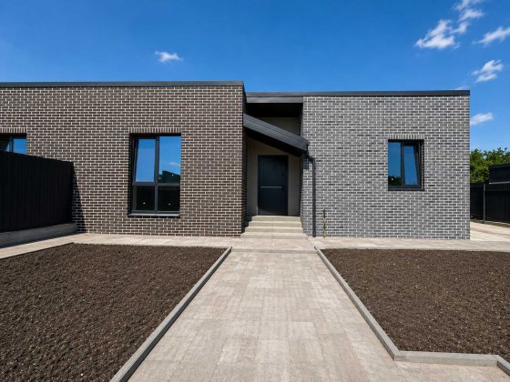 Дуплекс у Гостомелі — 100 м² комфорту + 2,4 сотки землі