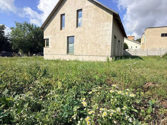 Продається сучасний двоповерховий будинок площею 156 м² Здолбунов