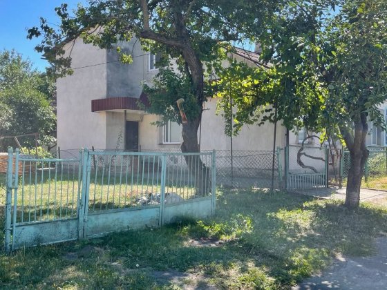 Продам частину будинку по вулиці Яворницького Здолбунов