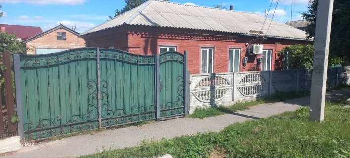 Продам половину будинку - фото 1