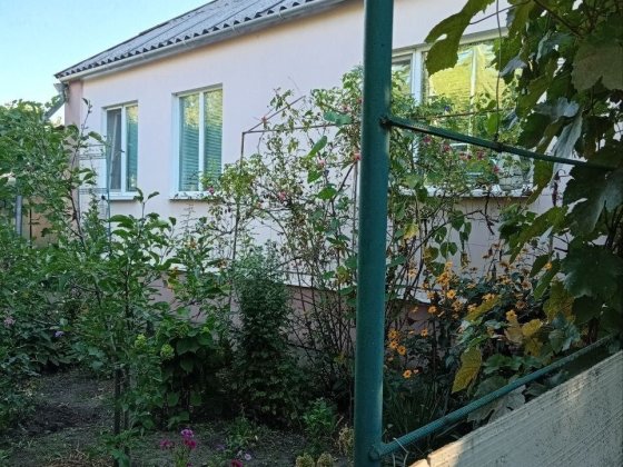 Терміново! Продається затишний та повністю автономний будинок 70 м² по вулиці Київській Изюм