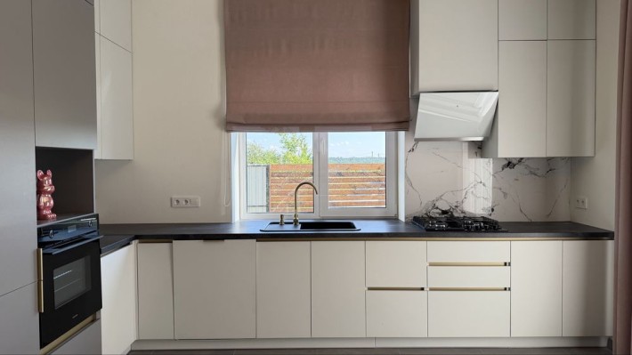 Таунхаус з дизайнерським ремонтом у Гостомелі | 80 м² | 3,5 сотки - фото 1