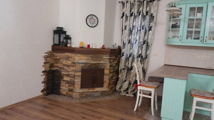 продам дом в городе Черноморск - фото 1