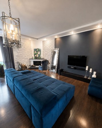Гостомель | Продаж 3-поверхового таунхауса 170 м² з ремонтом, газом, гаражем і погребом | 3 кімнати  - фото 1